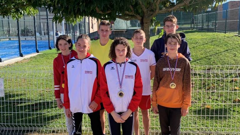 Jeunes du Gannat Olympic Natation de l' interteam